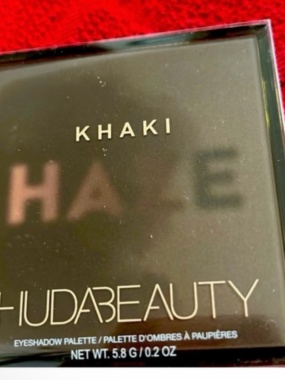 HUDA BEAUTY Khaki Haze Eyeshadow Palette